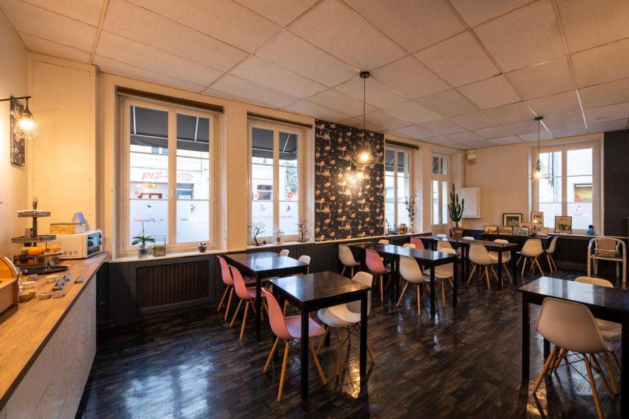 Logis Hotel Au Croissant Buzançais المظهر الخارجي الصورة