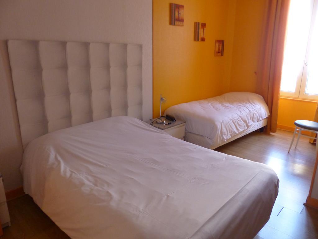 Logis Hotel Au Croissant Buzançais الغرفة الصورة