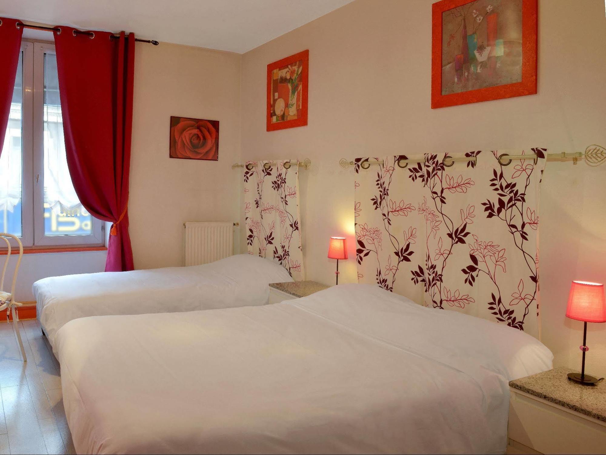 Logis Hotel Au Croissant Buzançais المظهر الخارجي الصورة