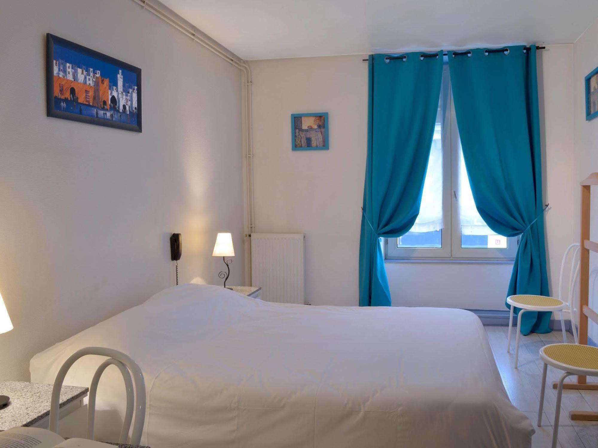 Logis Hotel Au Croissant Buzançais المظهر الخارجي الصورة
